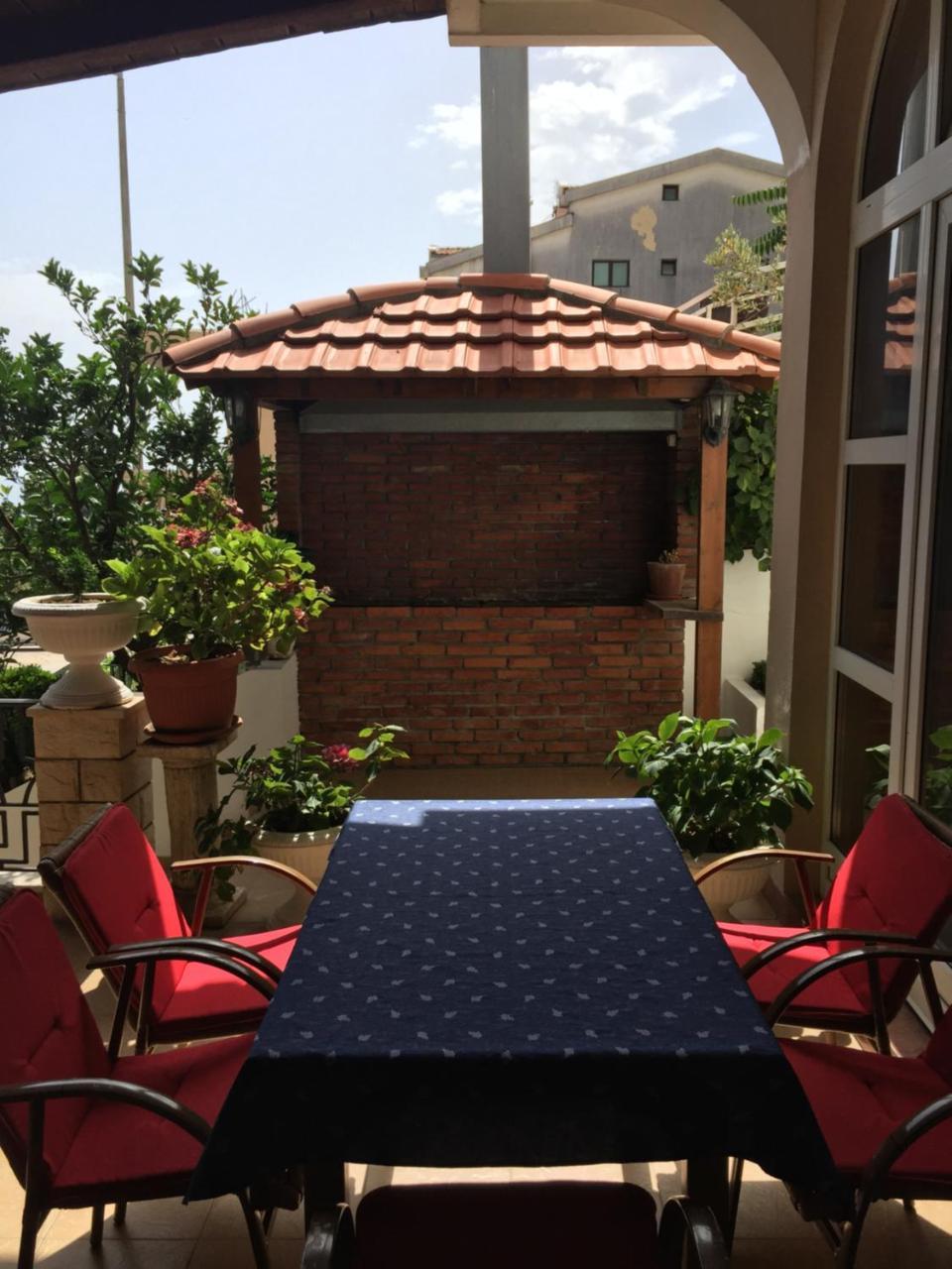 Firenze Apartments Улцинь Екстер'єр фото